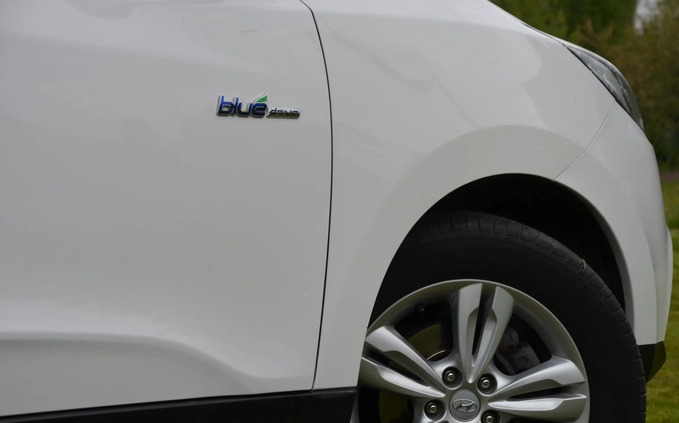 Hyundai ix35 cena 42500 przebieg: 174000, rok produkcji 2013 z Baranów Sandomierski małe 407